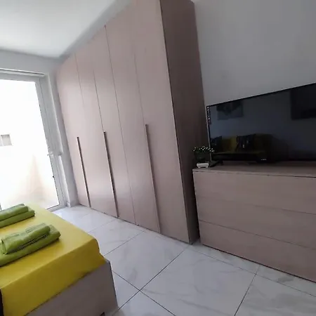 Studio With A Balcony Apartman Tal-Ħriereb