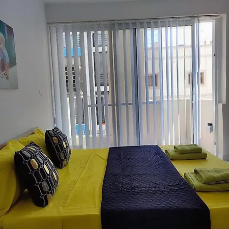 Studio With A Balcony Apartman